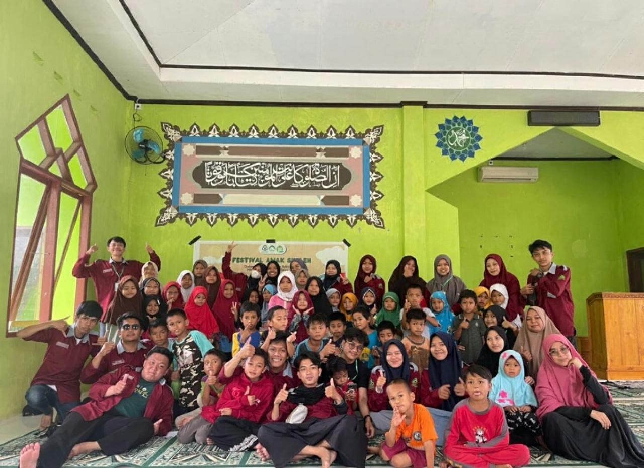 Gambar HMJ IQT UIN Alauddin Sukses Gelar Baksos