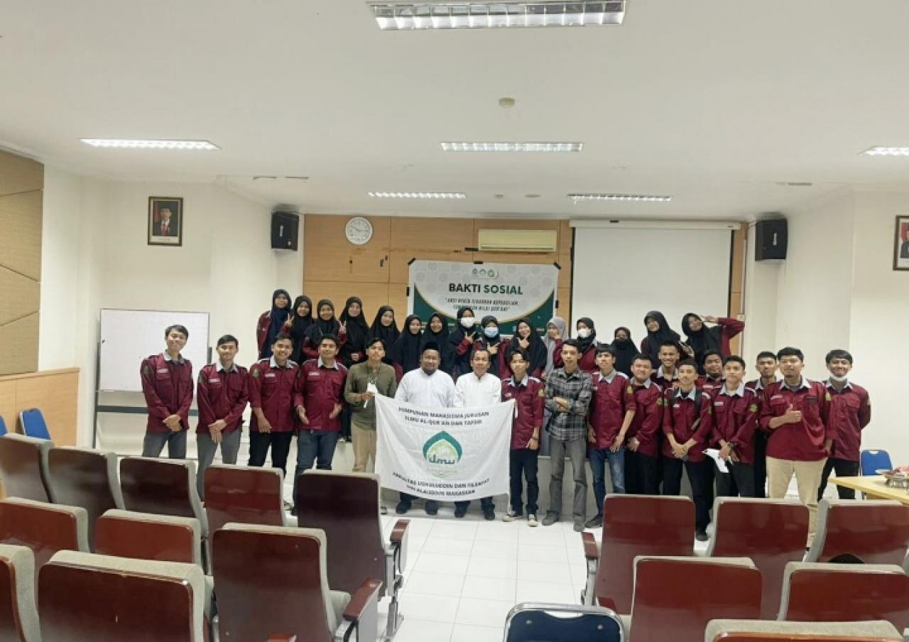 Gambar HMJ IQT UIN Alauddin Tebar Kepedulian Melalui Baksos
