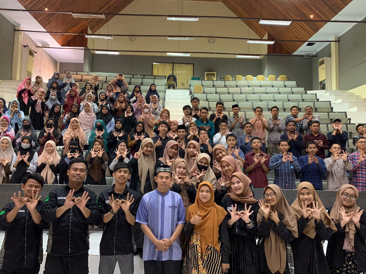 Gambar HMJ PAI UIN Makassar Adakan Seminar KTI