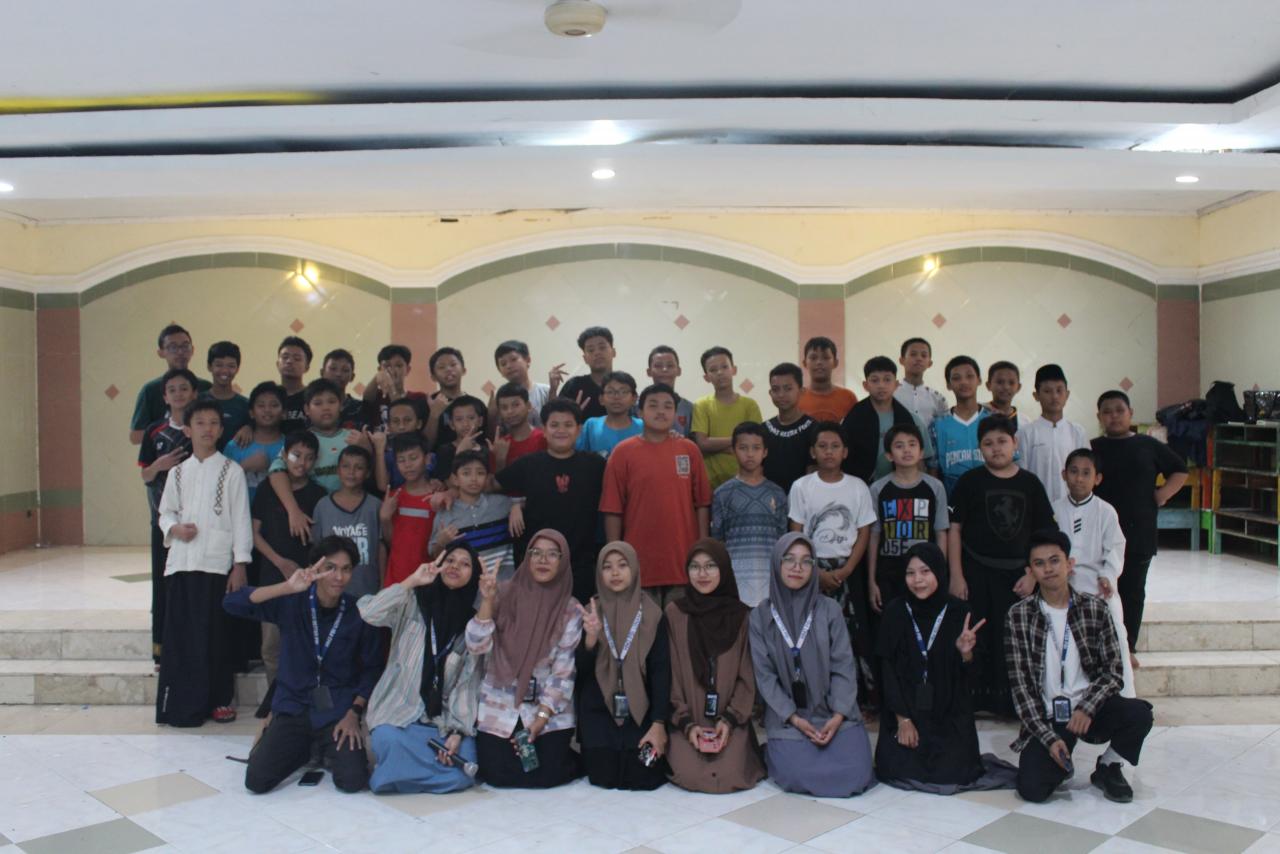 Gambar HMJ PBI Adakan English Day di Pondok Pesantren Immim Putra Makassar