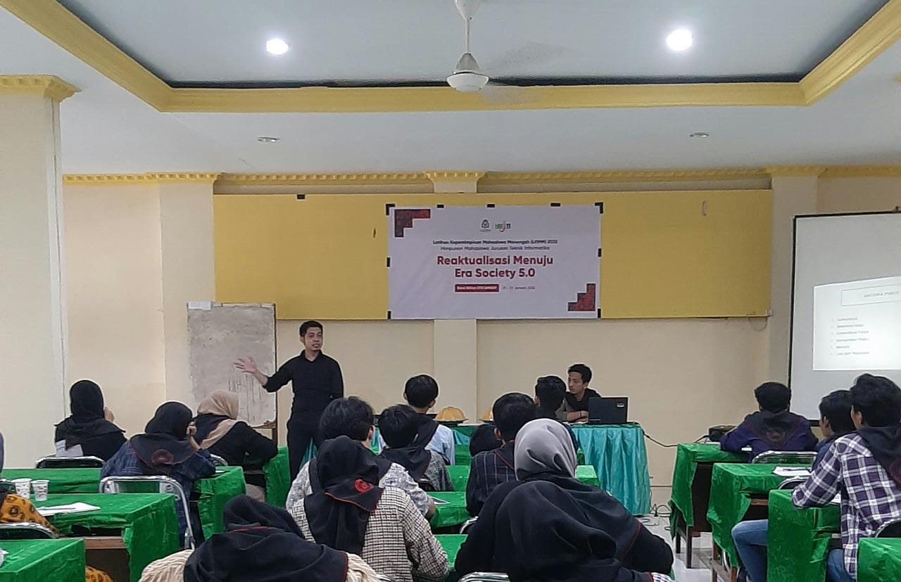 Gambar HMJ TI UIN Alauddin LKMM Bertajuk Reaktualisasi Menuju Era Society 5.0