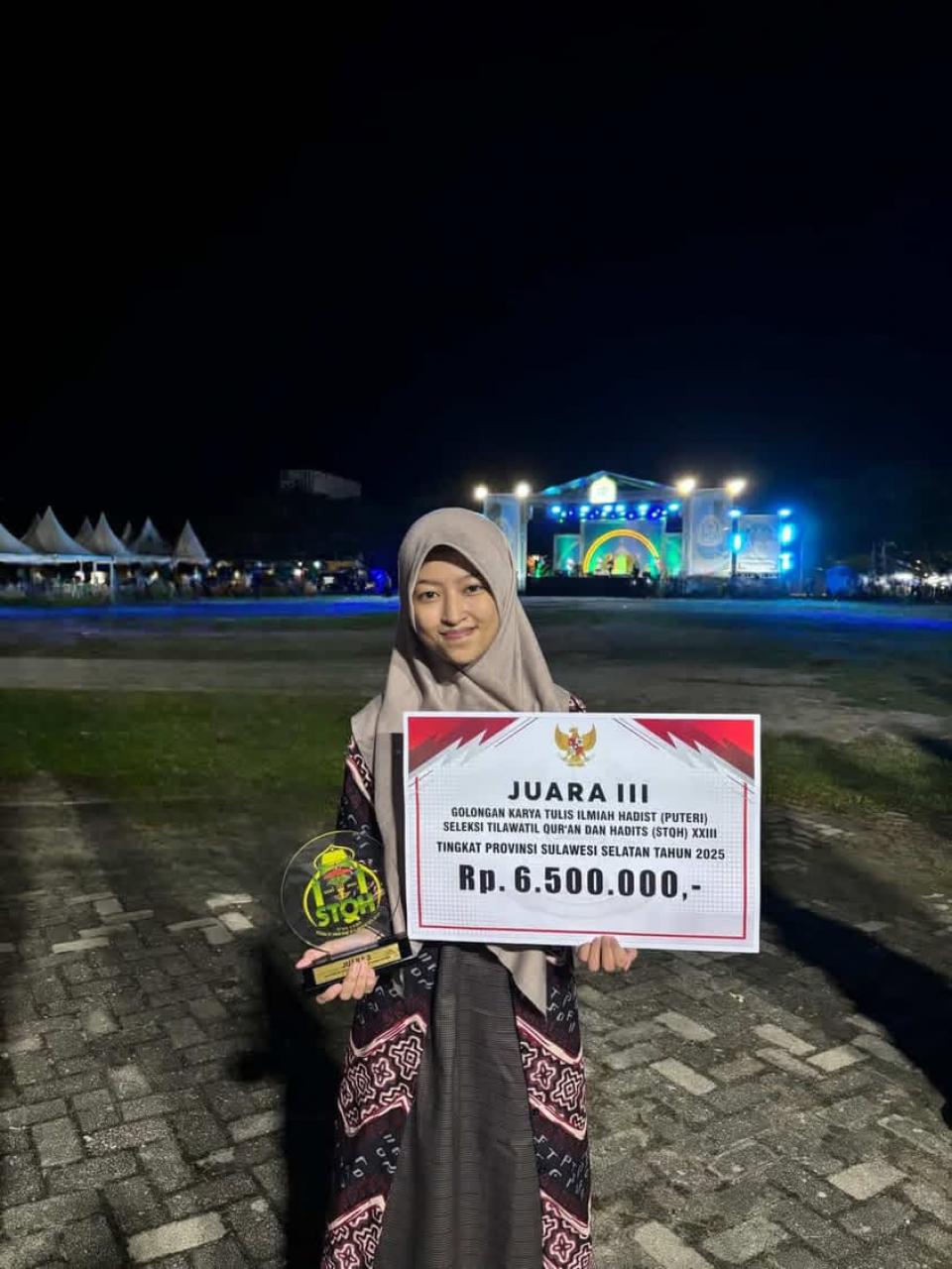 Gambar Huzaifah, Mahasiswa BSA UIN Alauddin Berhasil Raih Juara 3 KTIH pada Ajang STQH XXIII 2025