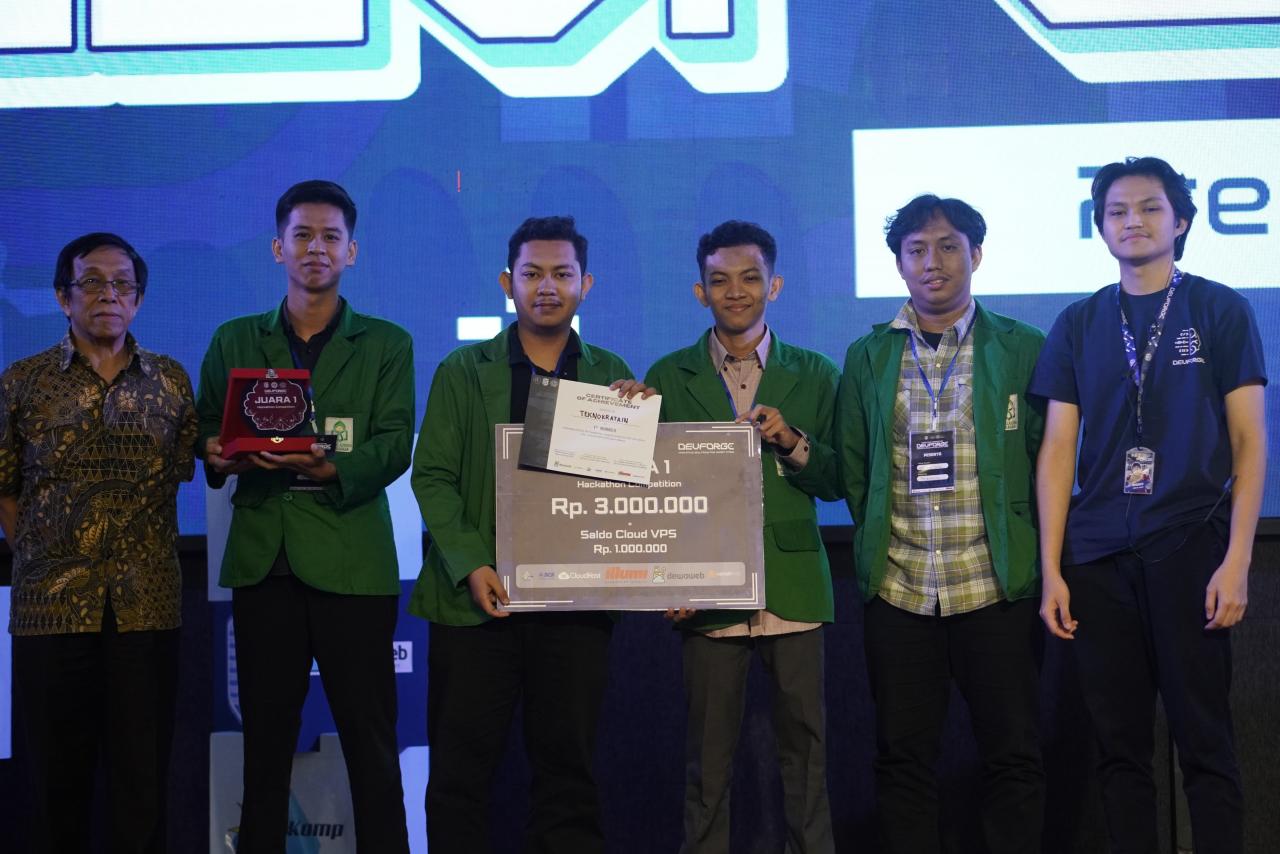 Gambar Inovasi Solusi Permasalahan Kota Makassar, Tim TI-UIN Alauddin Juara 1 Makassar Hackathon 2024