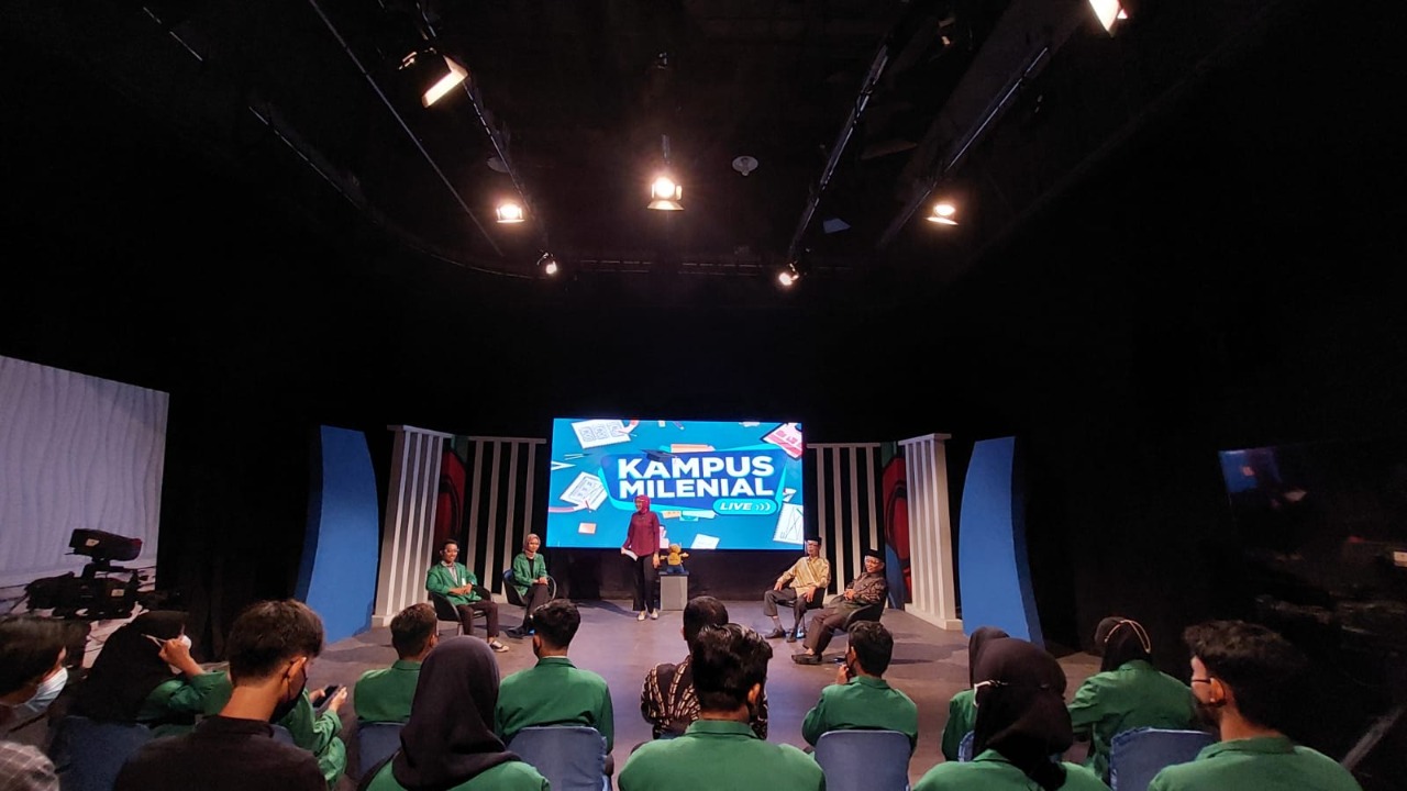 Gambar Jadi Narasumber Kampus Milenial TVRI Sulsel, Prodi PMH UIN Alauddin Sosialisasi Moderasi Bermadzhab