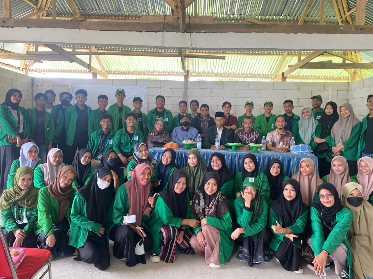 Gambar Kabiro AAKK Kunjungi Mahasiswa KKN UIN Makassar di Sinjai