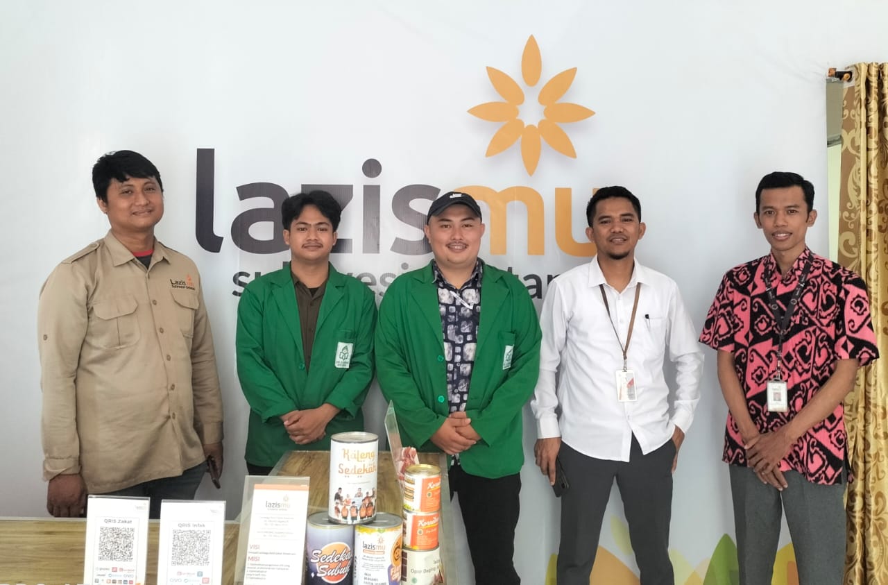 Gambar Kajur Ekonomi Islam Lepas Dua Mahasiswa untuk Magang di Lazismu Sulsel