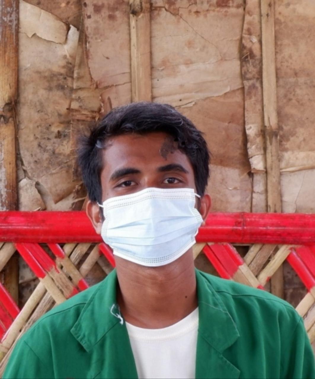 Gambar Kenalkan Adab Bersosial Media, Ibrahim Assawala Raih Juara 1 Poster Nasional