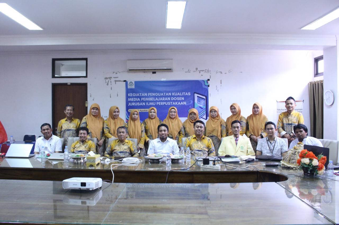 Gambar Kepala UPT PUSTIPAD Narasumber Penguatan Kualitas Media Pembelajaran Prodi IP