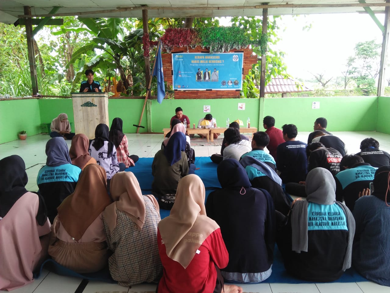 Gambar KKMB UIN Alauddin Sukses Gelar Pelatihan Bisnis dan Desain