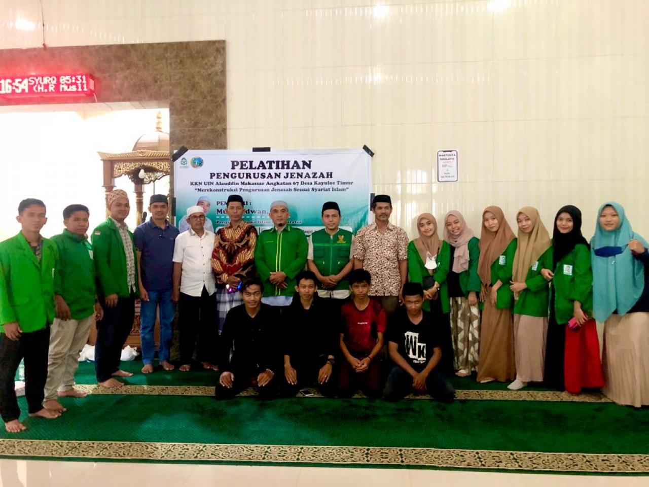 Gambar KKN UIN Alauddin di Kayuloe Timur Gelar Pelatihan Pengurusan Jenazah Sesuai Syariat Islam