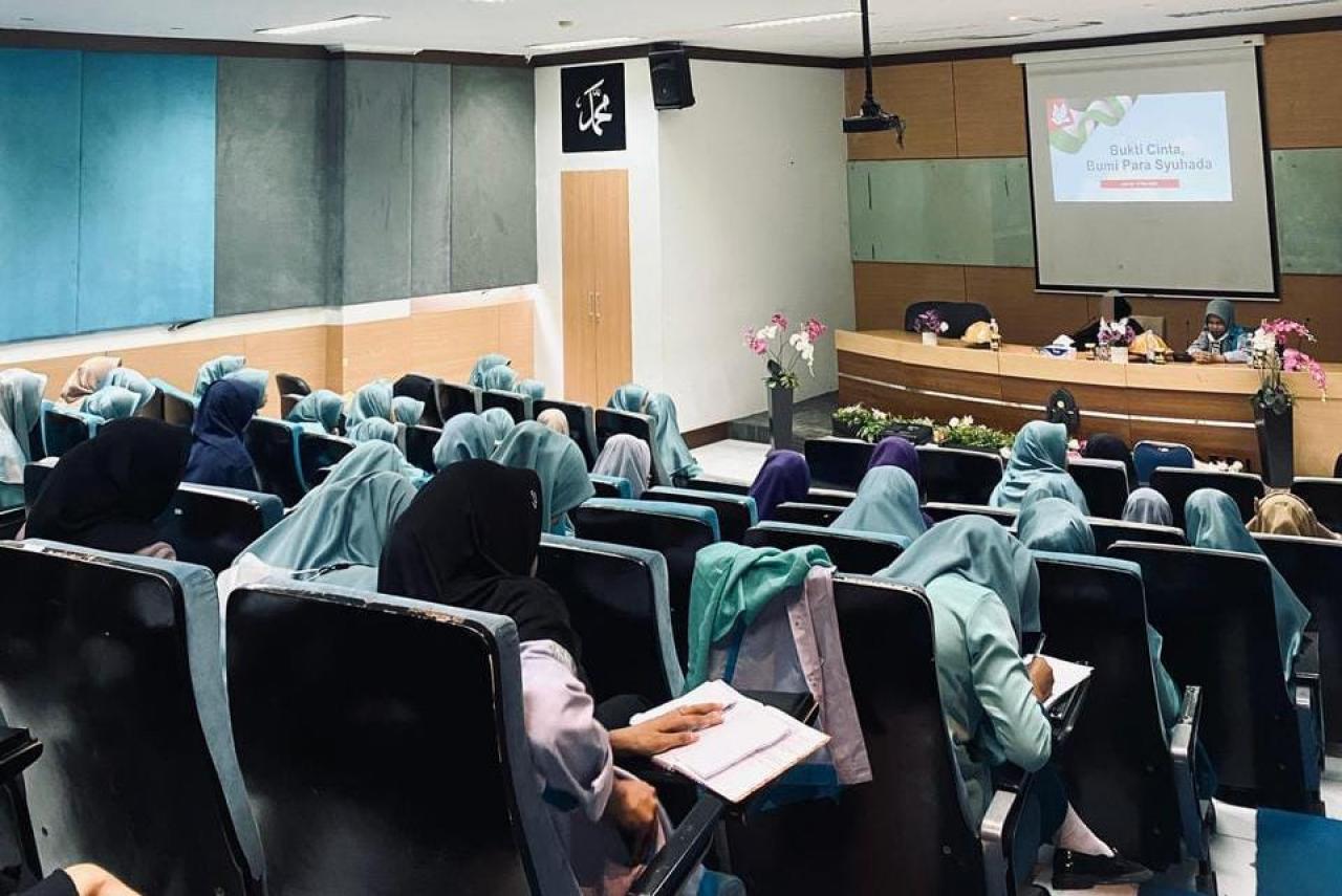 Gambar Kolaborasi Dengan LDF Al-'Aafiyah, HMD Kebidanan Adakan Kajian keagamaan