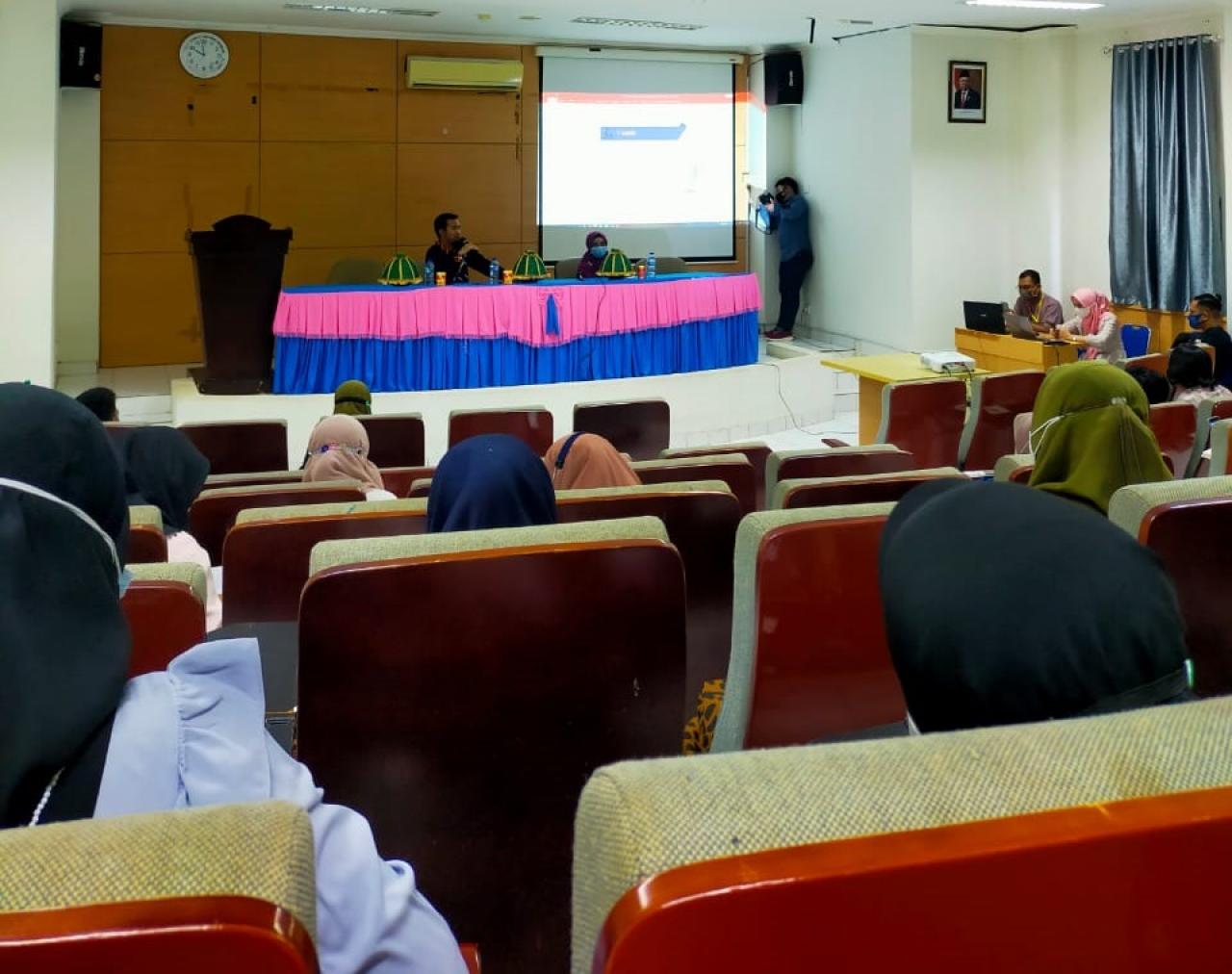 Gambar Kolaborasi KPU Gowa, Prodi Ilmu Politik Adakan Kuliah Umum Peluang dan Tantangan Pemilu