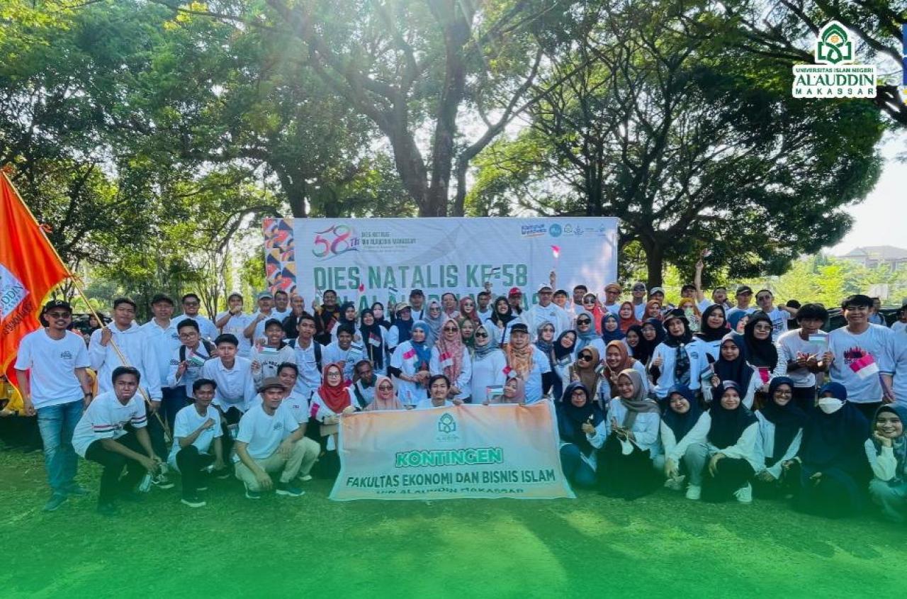 Gambar Kontingen FEBI Dulang Dua Emas di Pembukaan Porseni UIN Alauddin