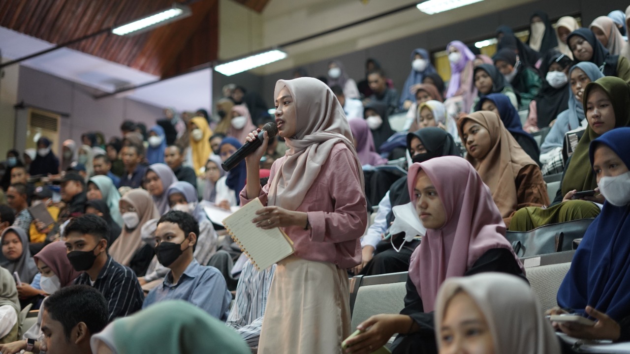 Gambar Kuliah Umum FAH UIN Makassar Kaji Diskursus Gender dalam Sastra dan Kebudayaan