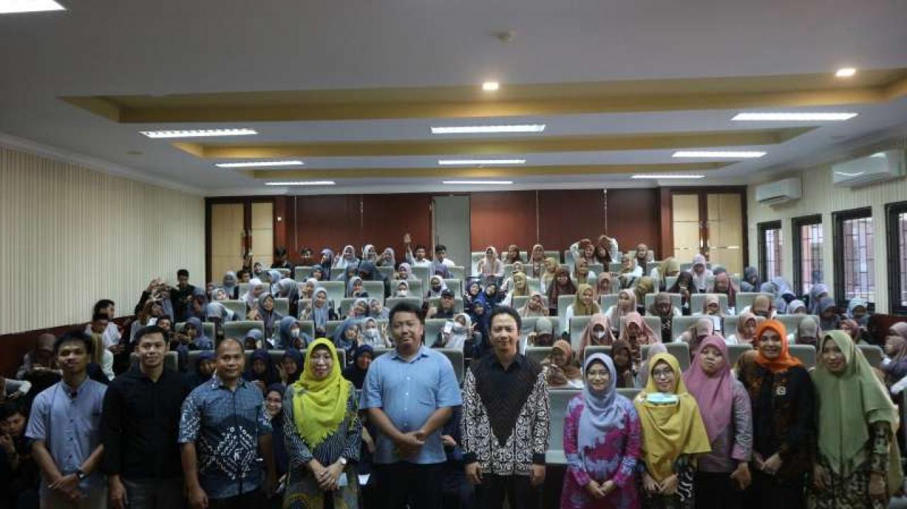 Gambar Kuliah Umum Pendidikan Fisika UIN Alauddin Bahas Learning Loss Selama Pandemi