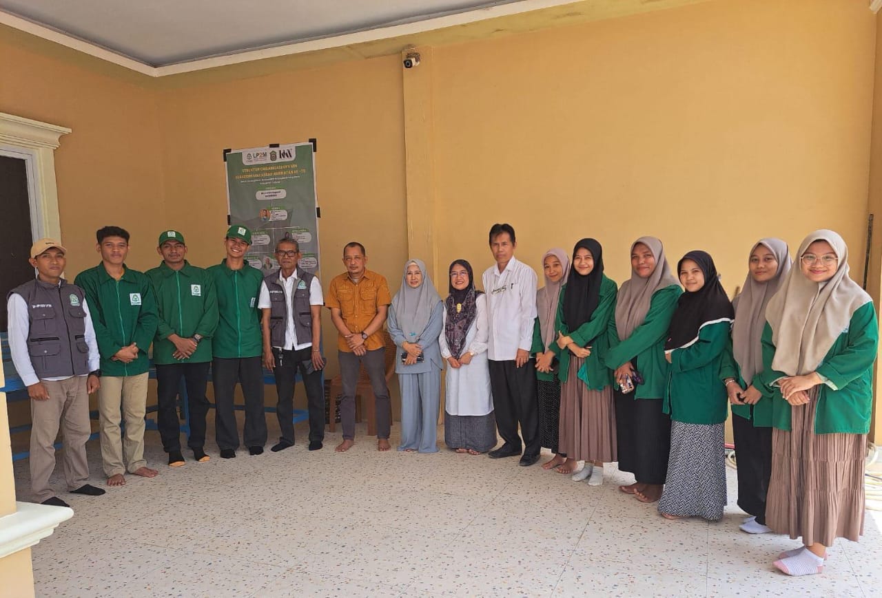 Gambar Kunjungi Mahasiswa KKN, Dekan FAH Berpesan Jalankan Proker dengan Tuntas