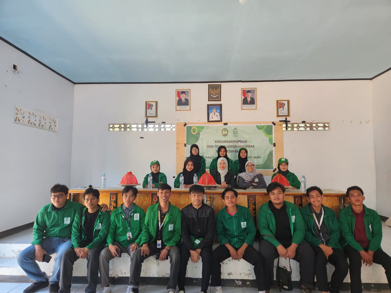 Gambar Kunjungi Mahasiswa KKN, Dekan FKIK: Jaga Etika dan Akhlak.