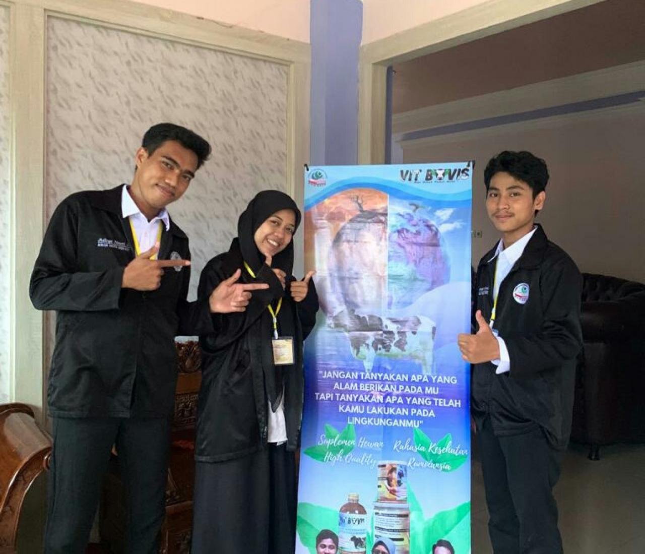 Gambar Lagi, Tim Sharia Business Plan Forkeis UIN Alauddin Juara III di Temilreg X Fossei