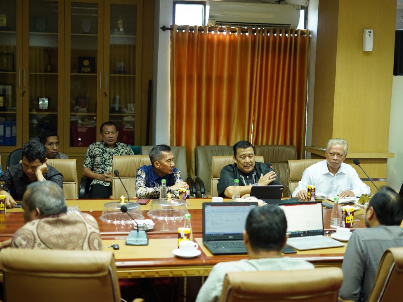 Gambar Langkah Progresif: WR II UIN AM Dorong Perubahan Umur Jabatan Pascasarjana Guna Dorong Keunggulan Ak