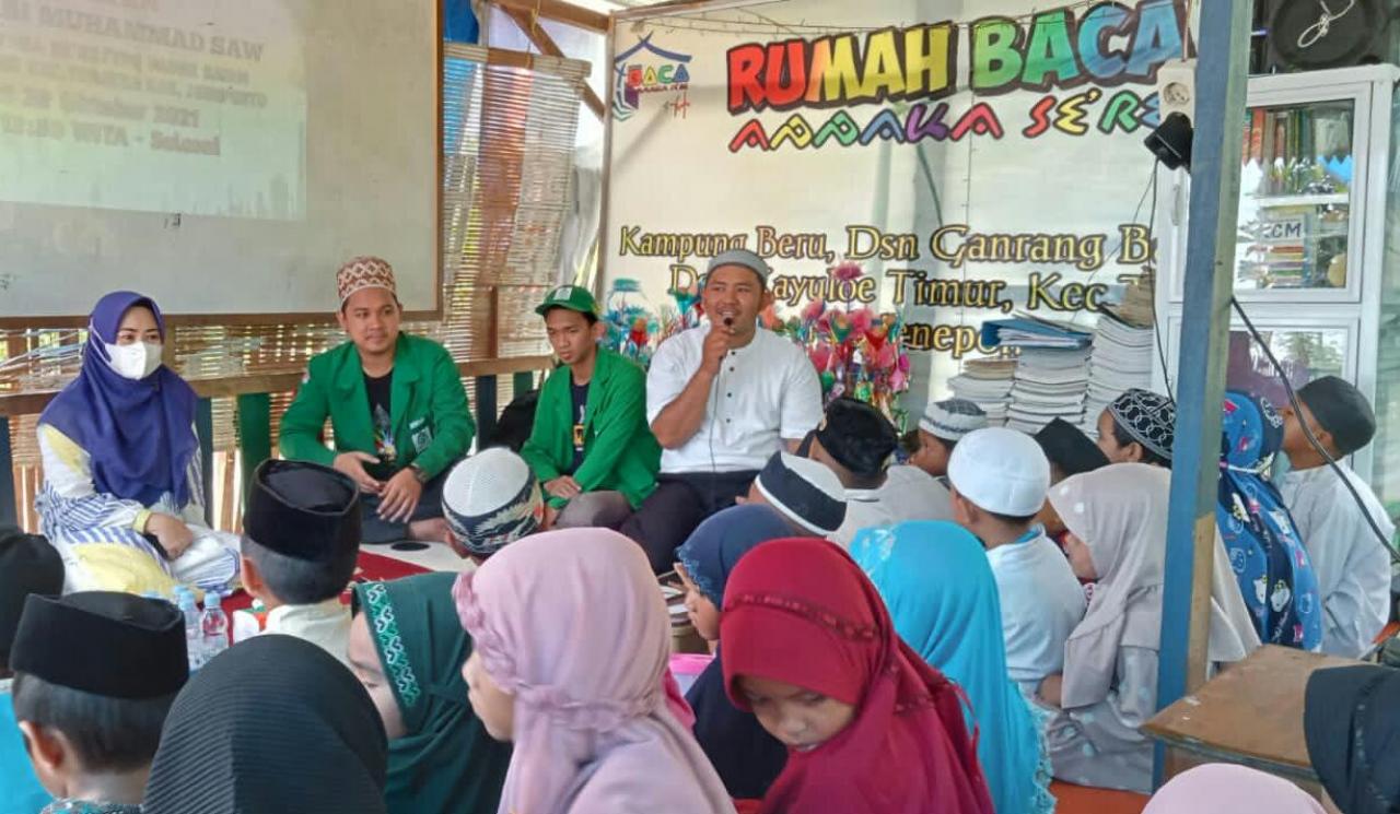 Gambar Legislator Jeneponto Hadiri Perayaan Maulid KKN 67 UIN Alauddin di Kayuloe Timur