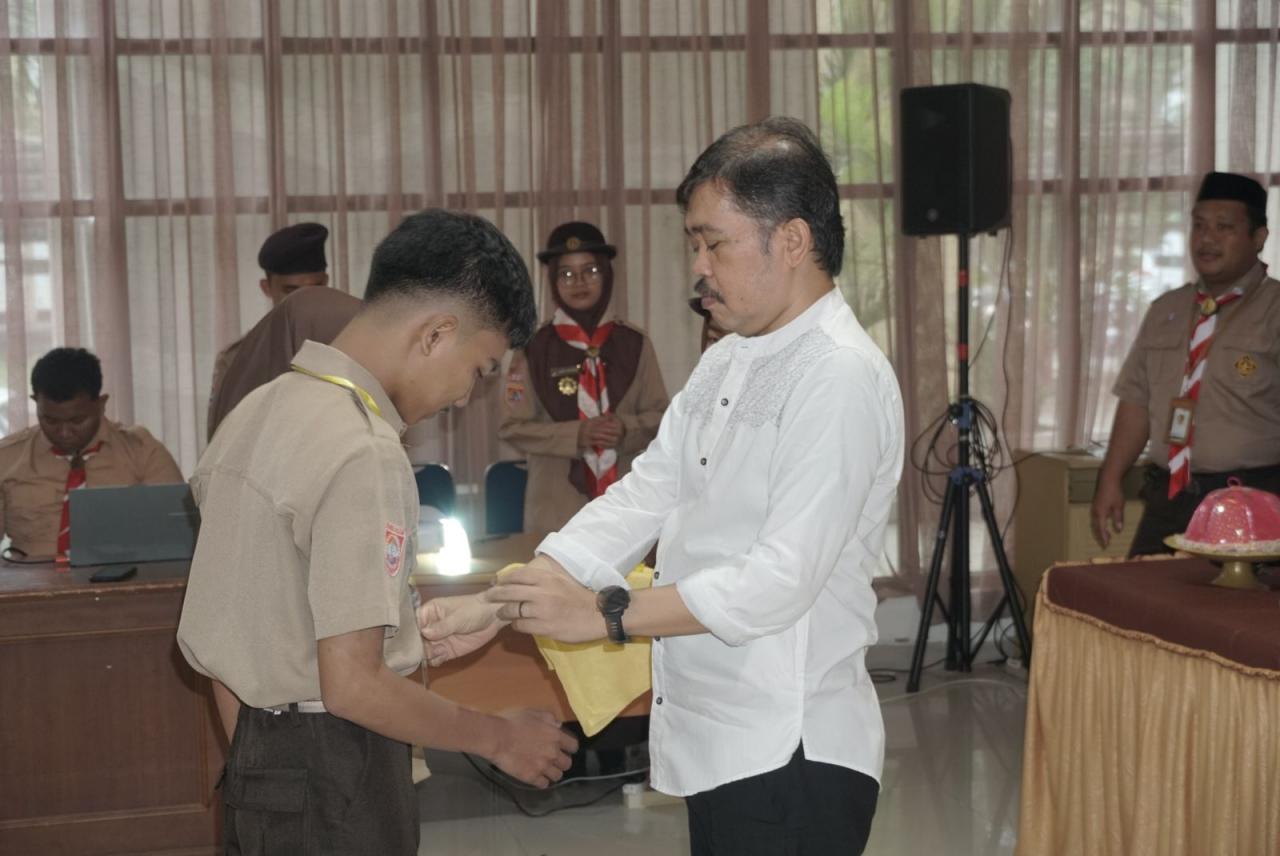 Gambar Lepas Peserta LKKPM UKM Pramuka, WR III UIN Makassar: Bergerak Bersama Menopang Misi Universitas