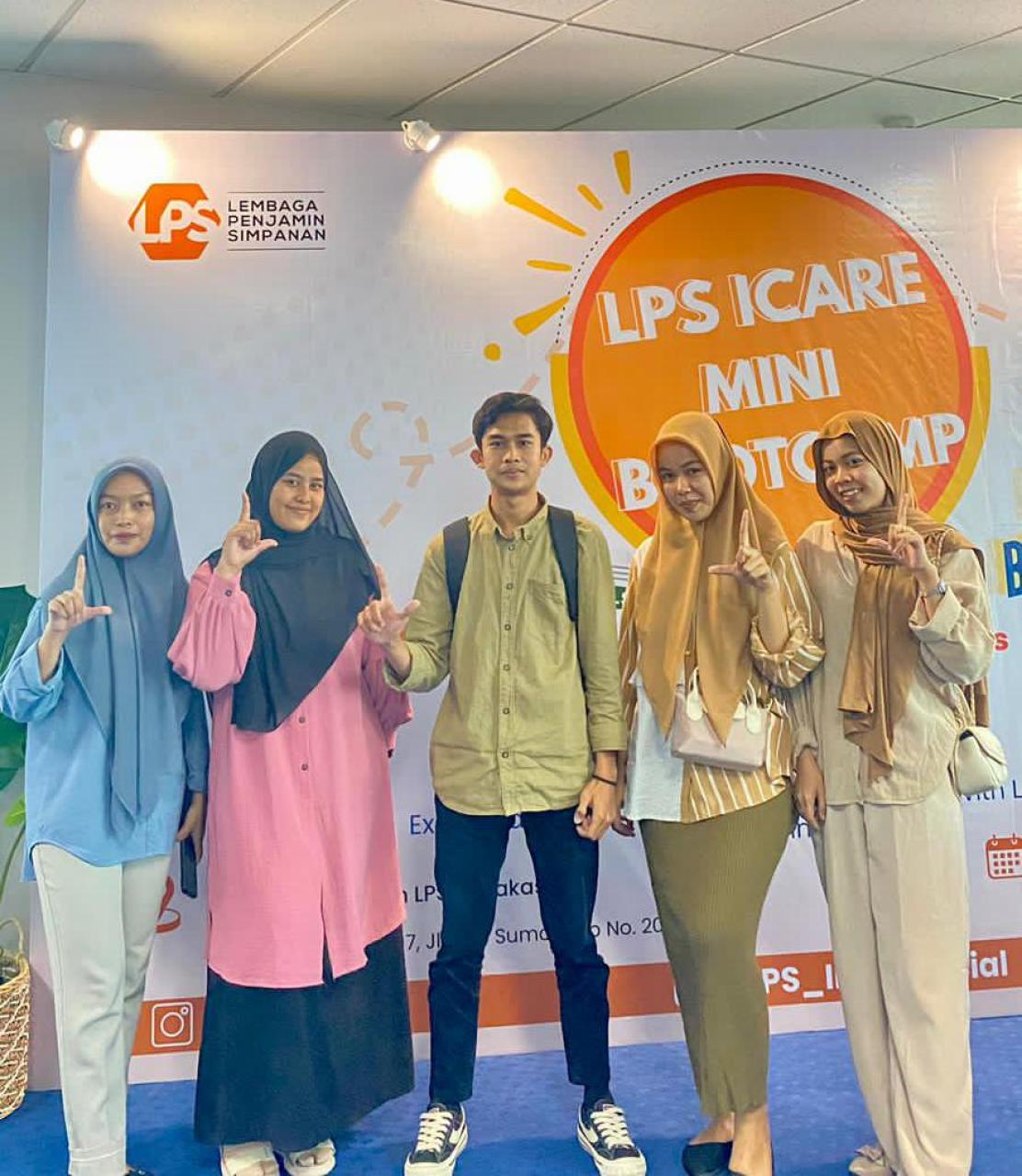 Gambar Lima Mahasiswa Ilmu Ekonomi UIN Alauddin Ikuti Pelatihan ICARE di Graha Pena