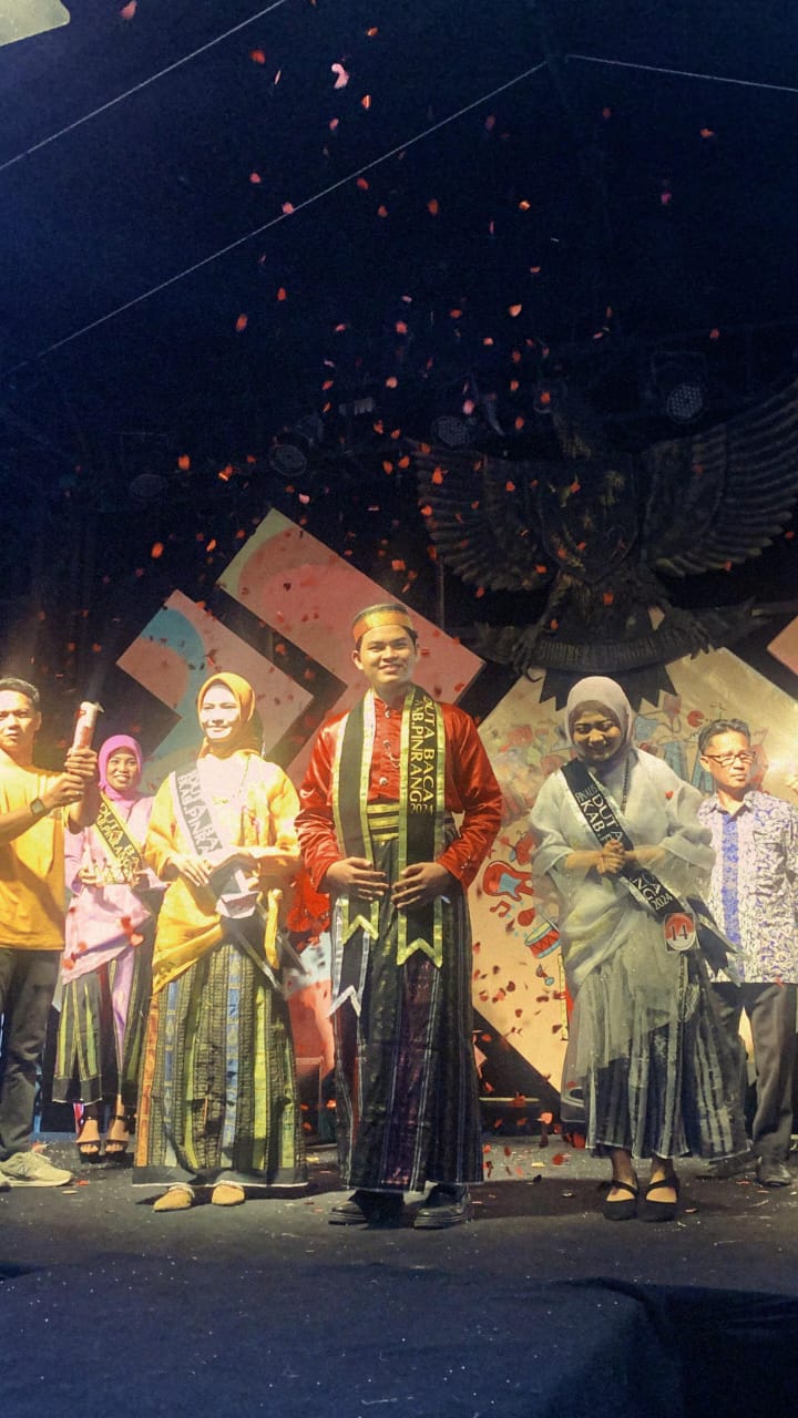 Gambar Mahasiswa FSH UIN Alauddin Makassar Jadi Duta Baca Kabupaten Pinrang 2024.