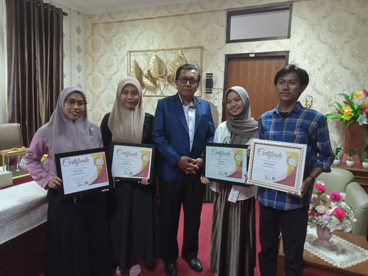 Gambar Mahasiswa Ilmu Komunikasi UIN Alauddin Raih 4 Kategori Juara Pada ICOSIS