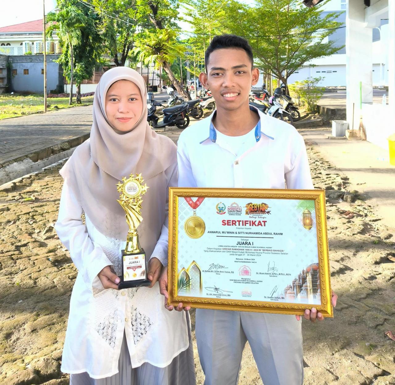 Gambar Mahasiswa Keperawatan Raih Penghargaan Dari Gubernur Sulsel Sebagai Juara 1 Lomba Konten Ayo Ke Mesj