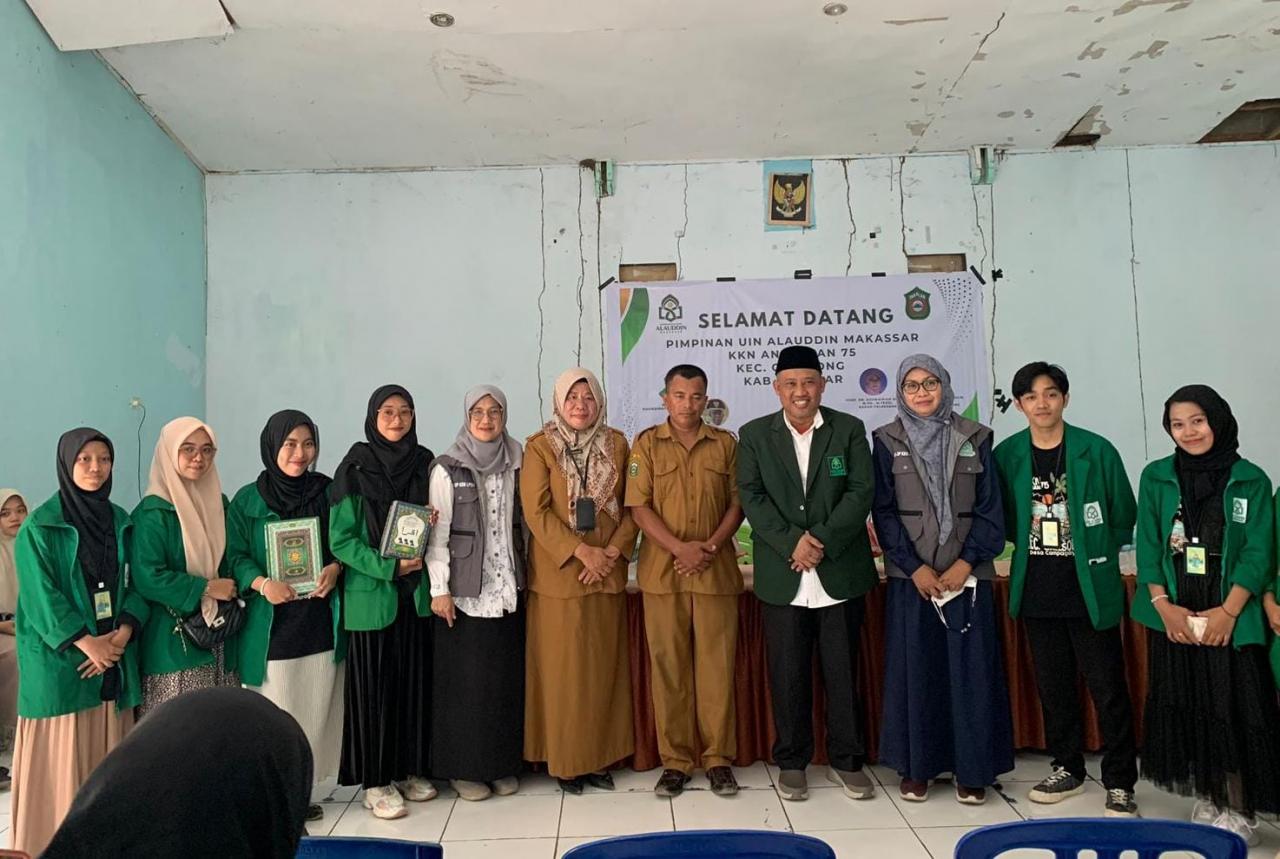Gambar Mahasiswa KKN UIN Alauddin Laksanakan Proker Pengadaan Iqro dan Al-Qur'an di Desa Campagaya