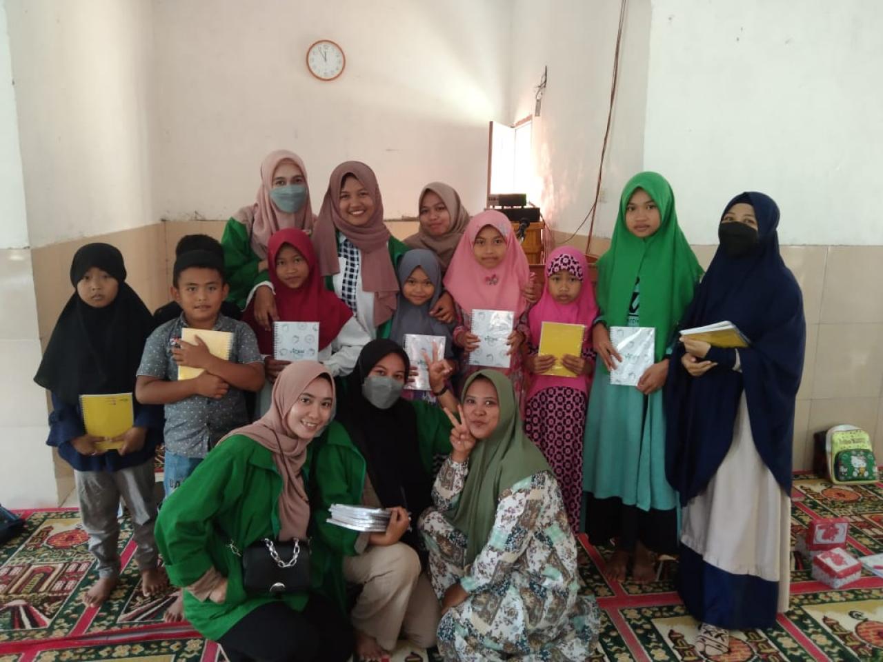 Gambar Mahasiswa KKN UIn Alauddin Makassar Angkatan 67 Gelar Anak Sholeh Fest di Masjid Jabal Nur Dusun Map