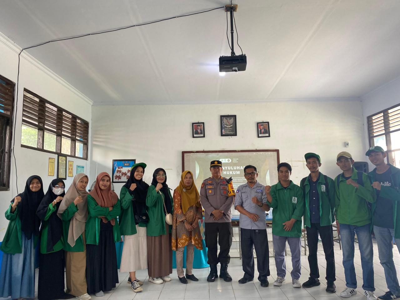 Gambar Mahasiswa KKN UIN Makassar Tingkatkan Pemahaman Hukum Warga Pammana