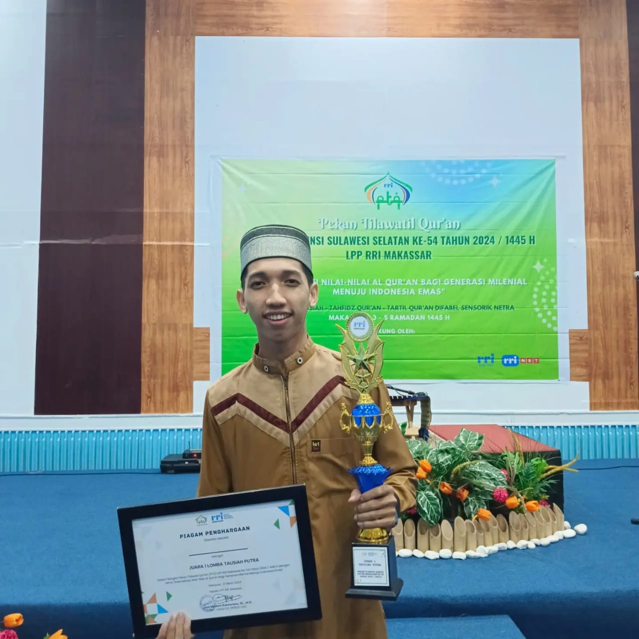 Gambar Mahasiswa Pascasarjana UIN Alauddin Juara I Tausiah di PTQ RRI Makassar