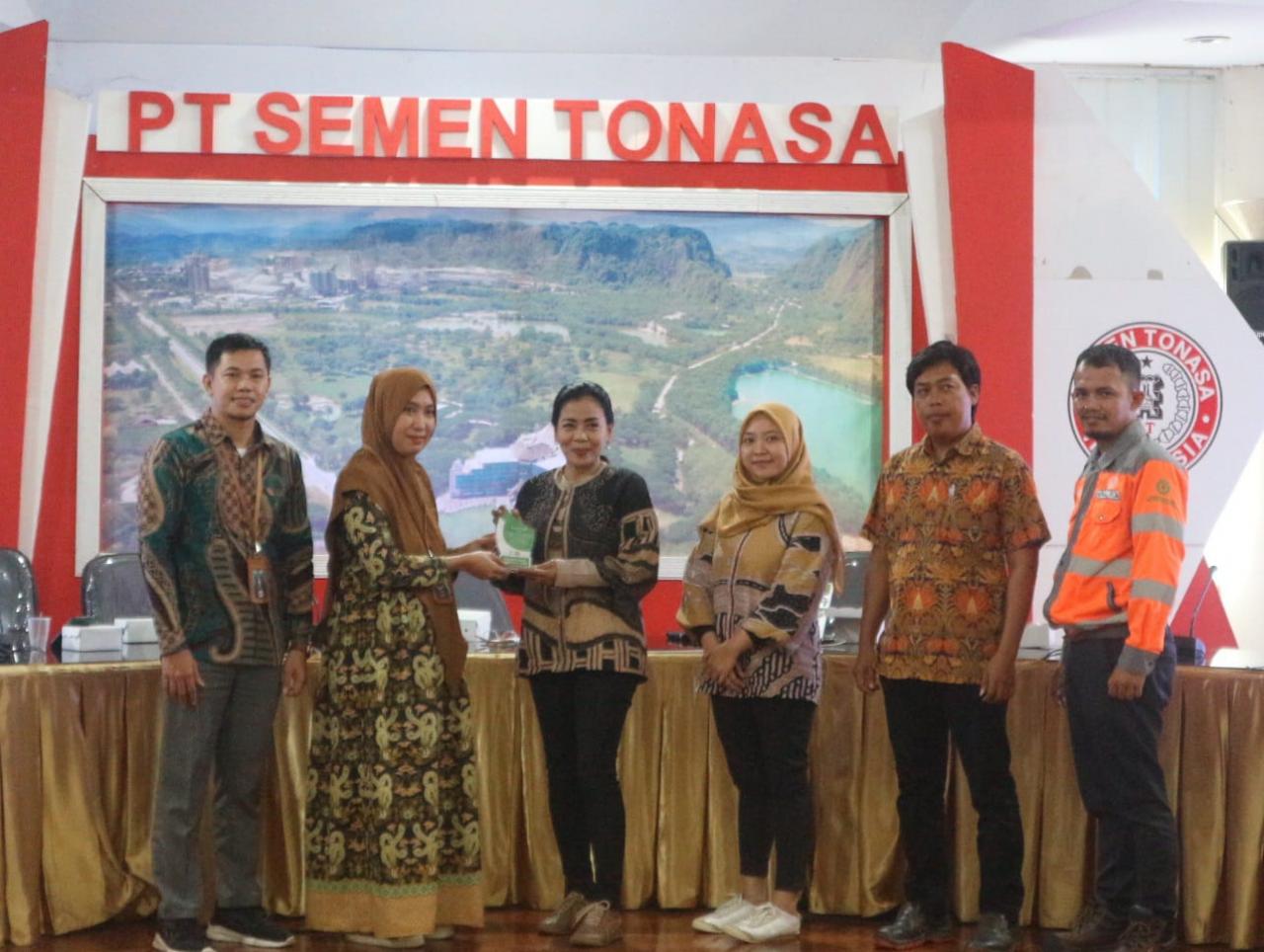 Gambar Mahasiswa Pendidikan Fisika UIN Alauddin Kunjungan Industri di PT Semen Tonasa Pangkep