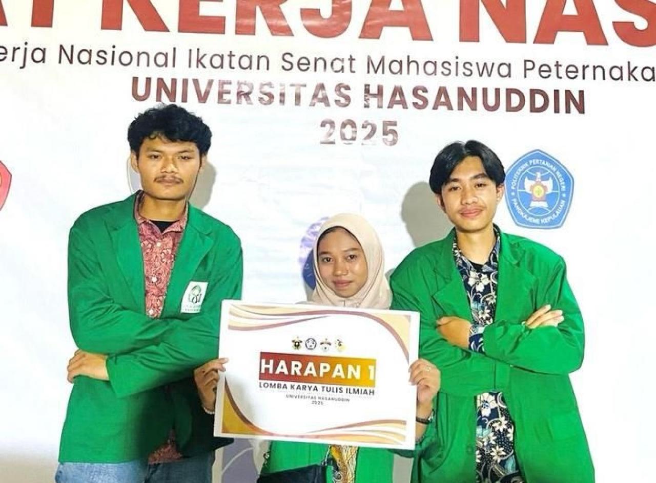 Gambar Mahasiswa Peternakan UIN Alauddin Makassar Juara Harapan 1 LKTI Nasional ISMAPETI di UNHAS