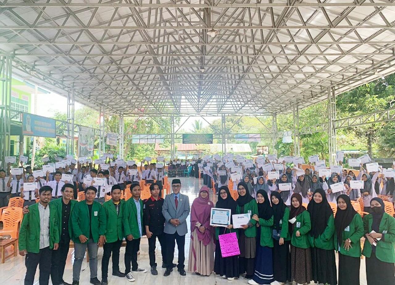 Gambar Mahasiswa PPL Jurusan BPI UIN Alauddin Gelar Seminar Hipnoterapi di Ponpes Sultan Hasanuddin Gowa