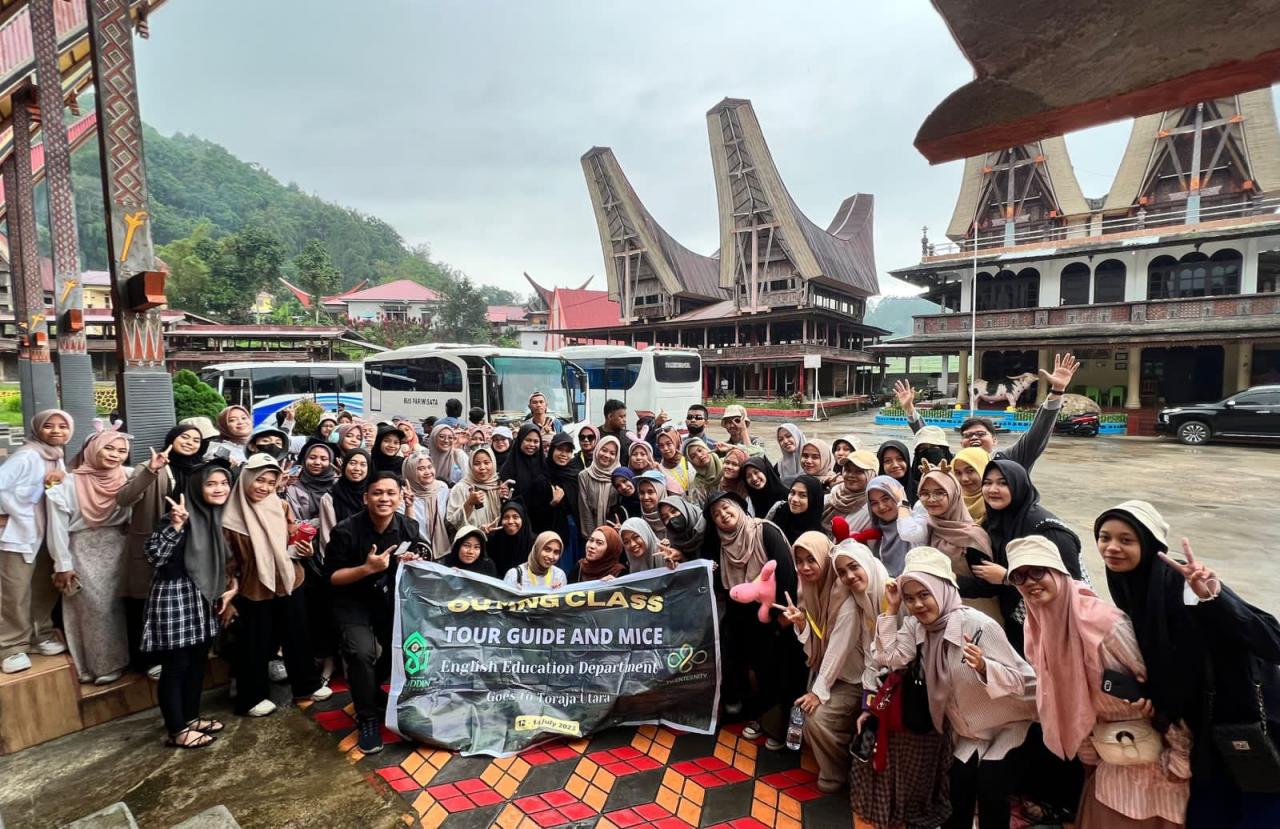 Gambar Mahasiswa Prodi PBI UIN Alauddin Praktek Outing Class di Toraja