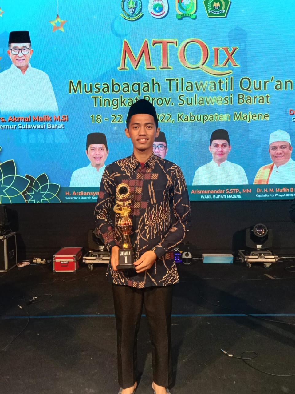 Gambar Mahasiswa SAA UIN Alauddin Makassar Raih Juara 1 Lomba MTQ Tingkat Provinsi Sulawesi Barat