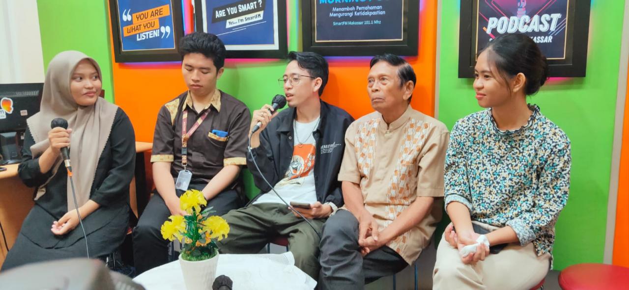 Gambar Mahasiswi PBI UIN Alauddin Jadi Pembicara di Radio Makassar
