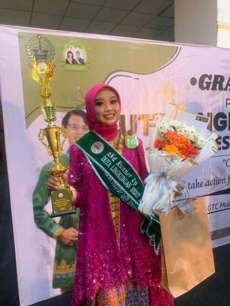 Gambar Mahasiswi Pendidikan Fisika UIN Alauddin 2nd Runner Up Duta Lingkungan Provinsi Sulsel 2022