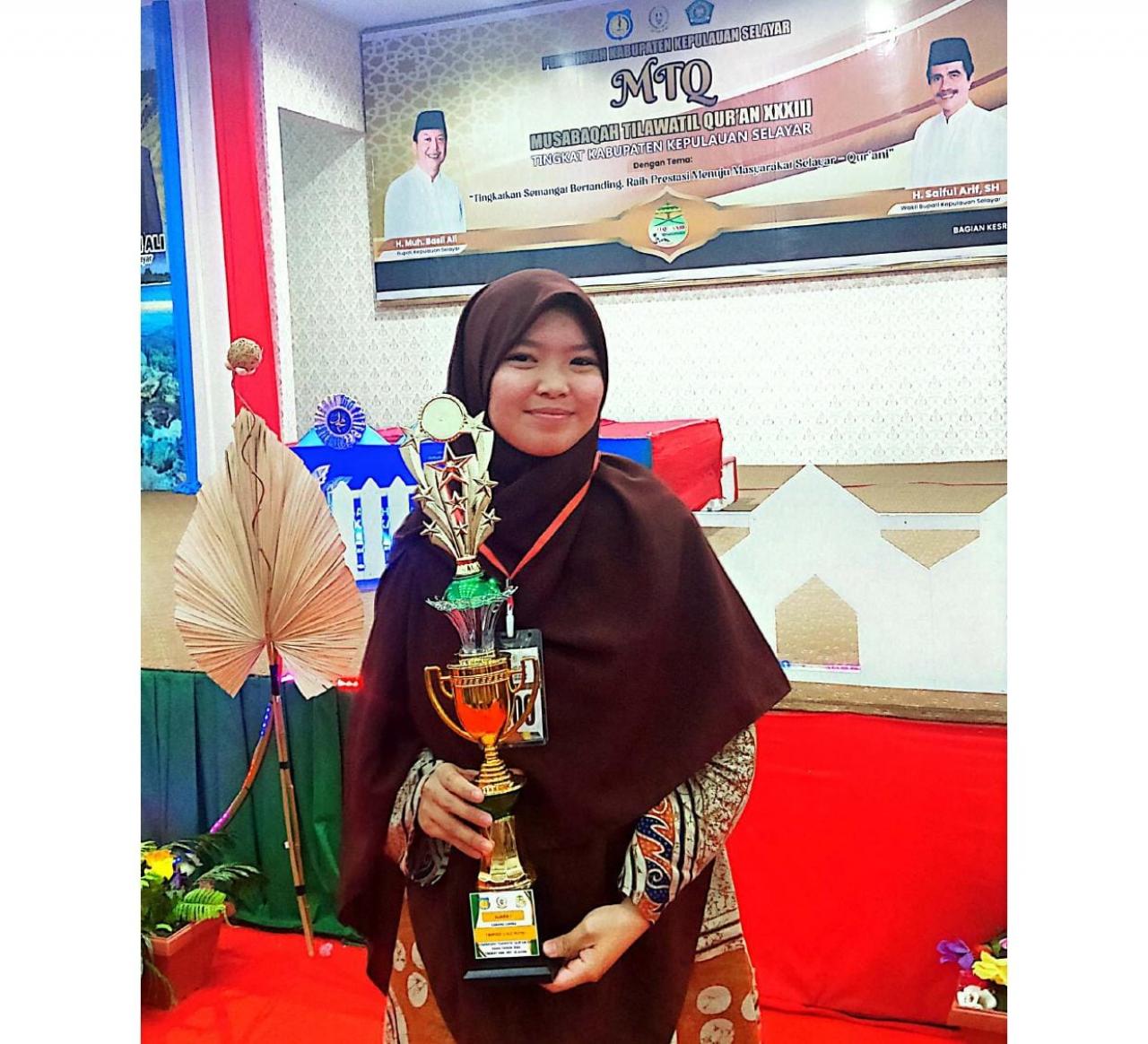 Gambar Mahasiswi Sejarah Peradaban Islam Raih Juara 1 Hifdzil Quran 10 Juz di Selayar