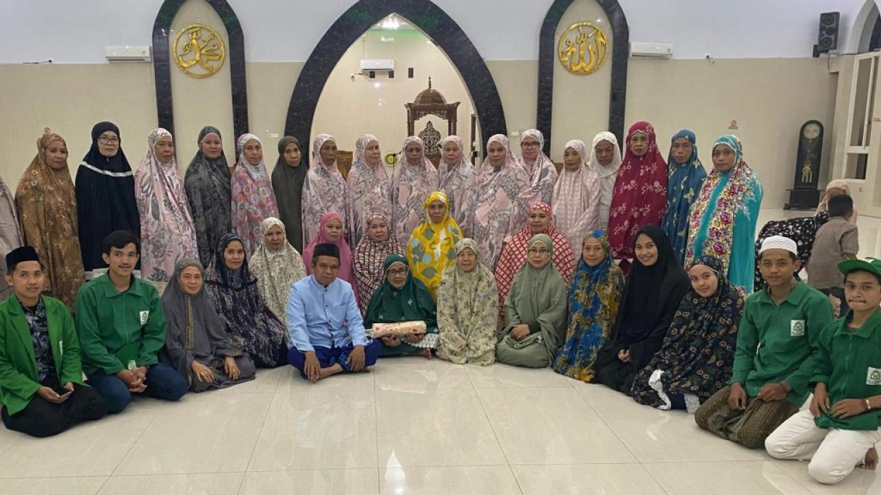 Gambar Majukan Pemberdayaan Masyarakat, KKN UIN Makassar Bentuk Pengurus Baru Majelis Ta'lim