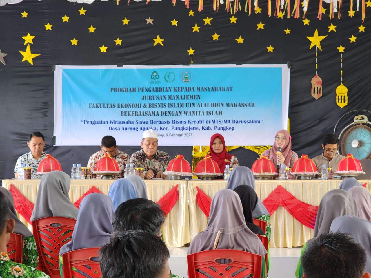 Gambar Manajemen UIN Alauddin Sosialisasi Wirausaha Siswa di MTs/MA Darussalam Pangkep