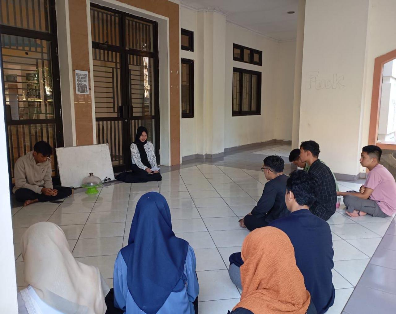 Gambar Memahamkan Tupoksi Kaderisasi, UKM KOPMA UIN Makassar Menggelar Kajian Keanggotaan Koperas