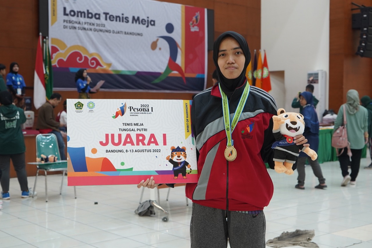 Gambar Nuraini S, Sumbang Medali Emas Untuk Kontingen UIN Makassar di Ajang Pesona I PTKN