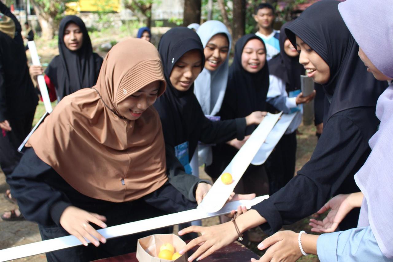Gambar Outbound di Maros, Mahasiswa PBI UIN Alauddin Eratkan Persaudaraan-Tingkatkan Soft Skill
