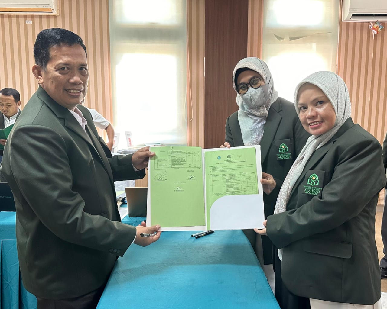 Gambar PBI UIN Alauddin Tandatangani Laporan Pencapaian IKU FTK