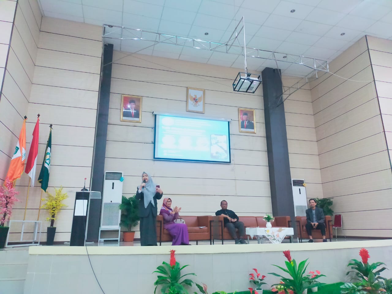 Gambar PBS UIN Alauddin Talk Show dan Pameran Produk Kewirausahaan