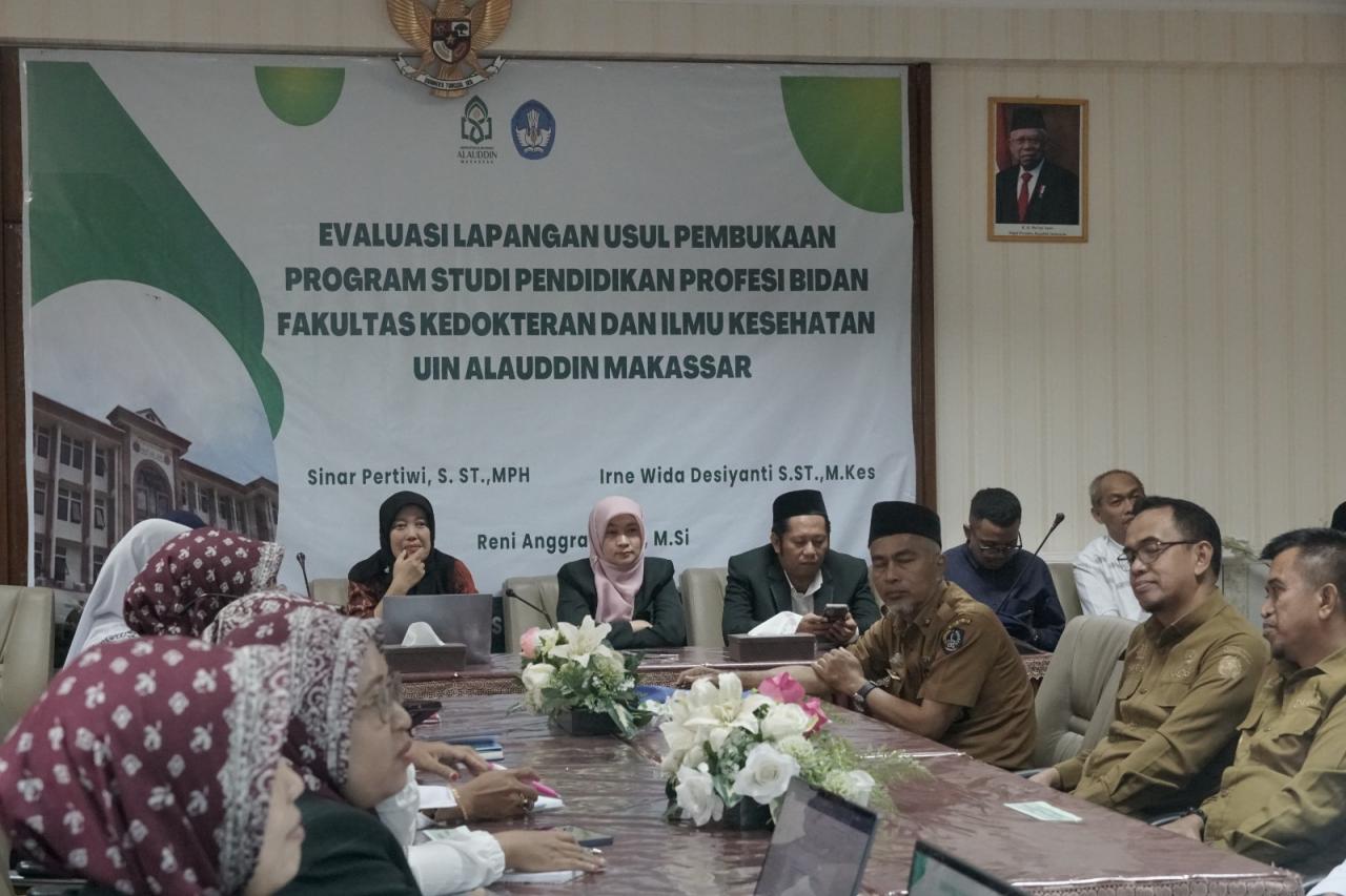 Gambar Pembukaan Kegiatan Asesemen Lapangan Pendirian Prodi S1 dan Profesi Kebidanan UIN Alauaddin Makassar