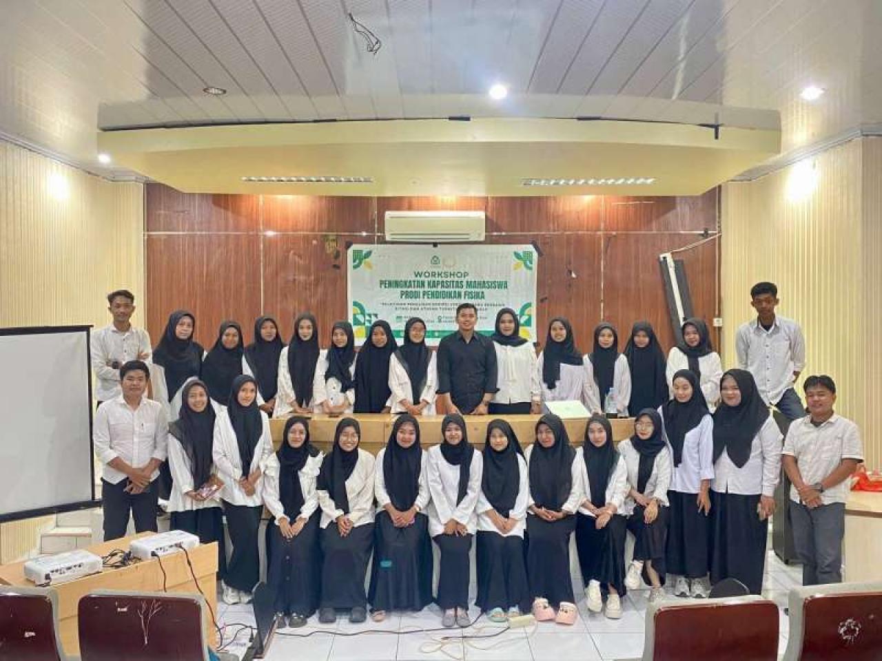 Gambar Pendidikan Fisika UIN Alauddin Bekali Penulisan Skripsi Versi Terbaru ke Mahasiswa